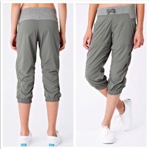 IVIVVA live to move capri pant 10